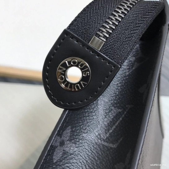 WIS POCHETTE VOYAGE VUITTON LOUIS MM 1205